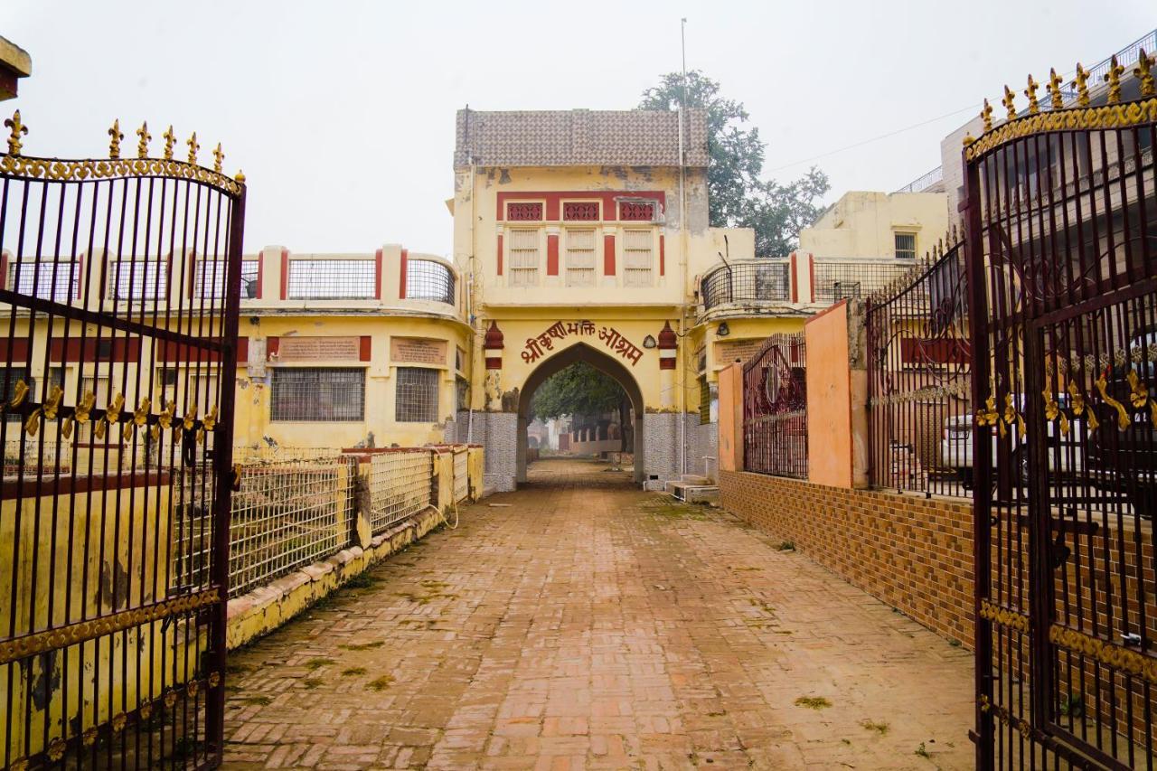 Hotel Shree Krishna Bhakti Ashram Vrindāvan Zewnętrze zdjęcie