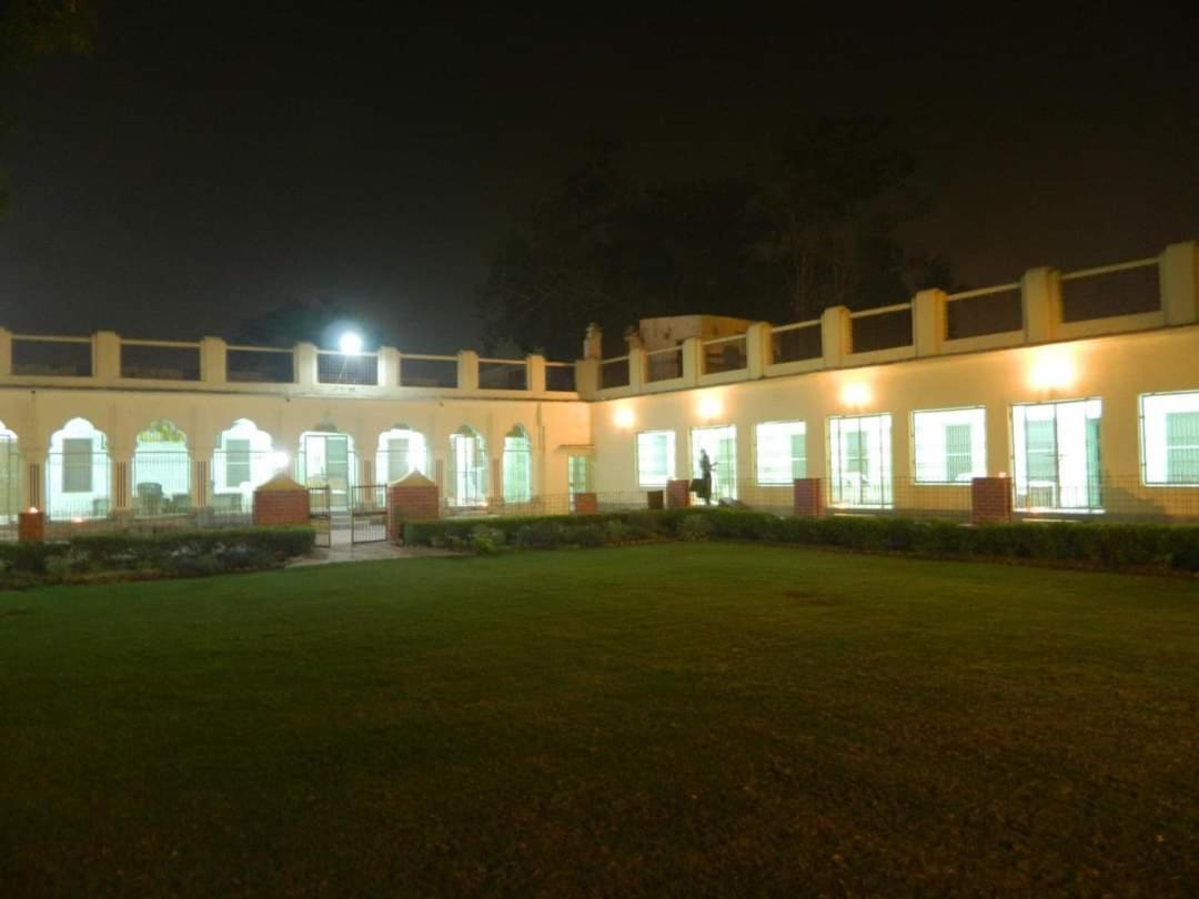 Hotel Shree Krishna Bhakti Ashram Vrindāvan Zewnętrze zdjęcie