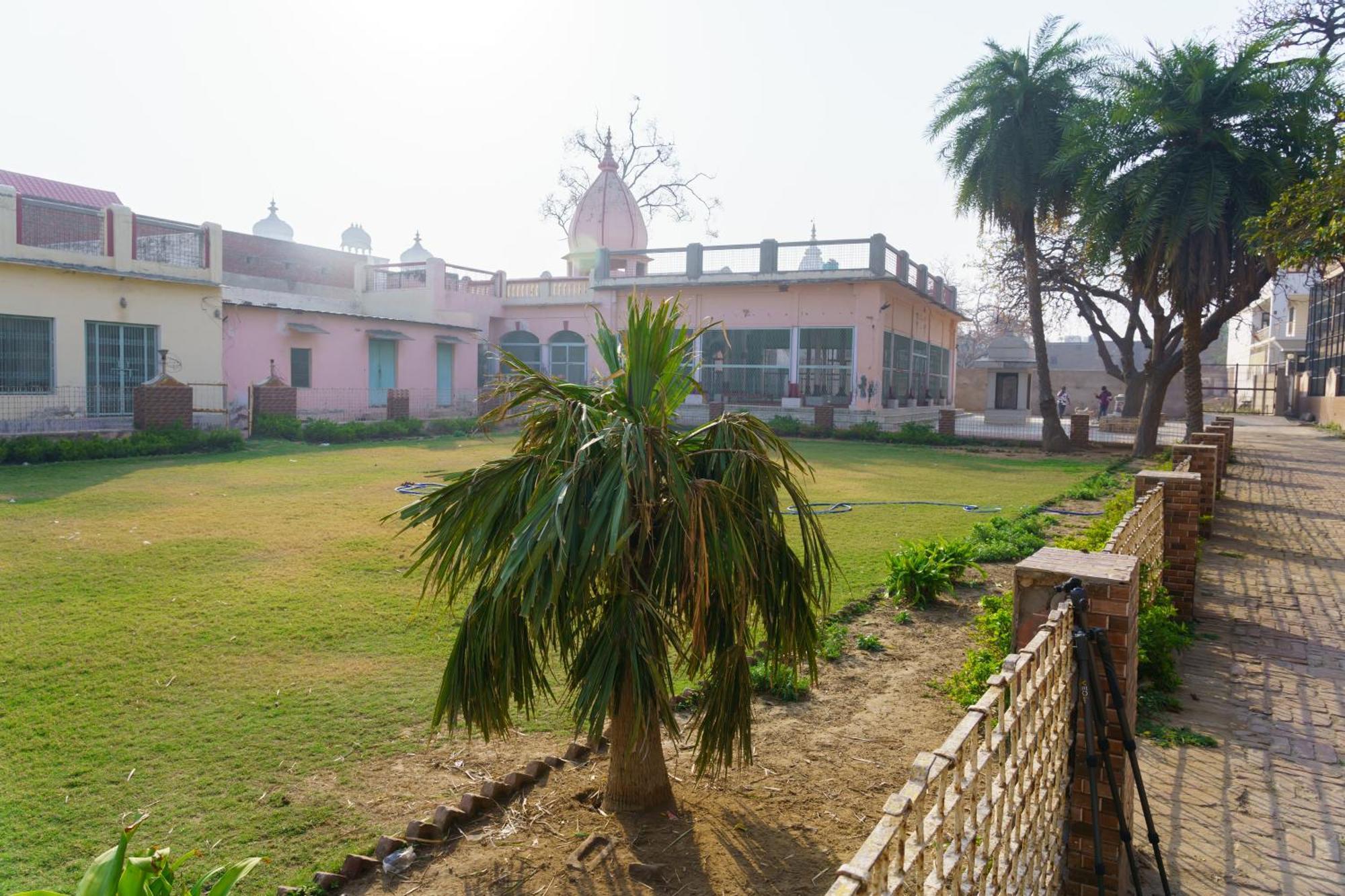 Hotel Shree Krishna Bhakti Ashram Vrindāvan Zewnętrze zdjęcie
